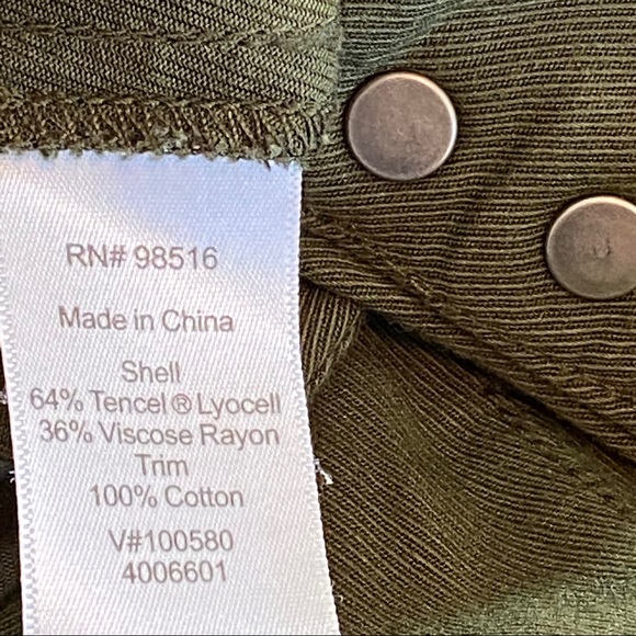 Olive Green Riveted Utility Cargo Mini Skirt w Pockets Coldwater Creek Size 6 - Picture 5 of 10